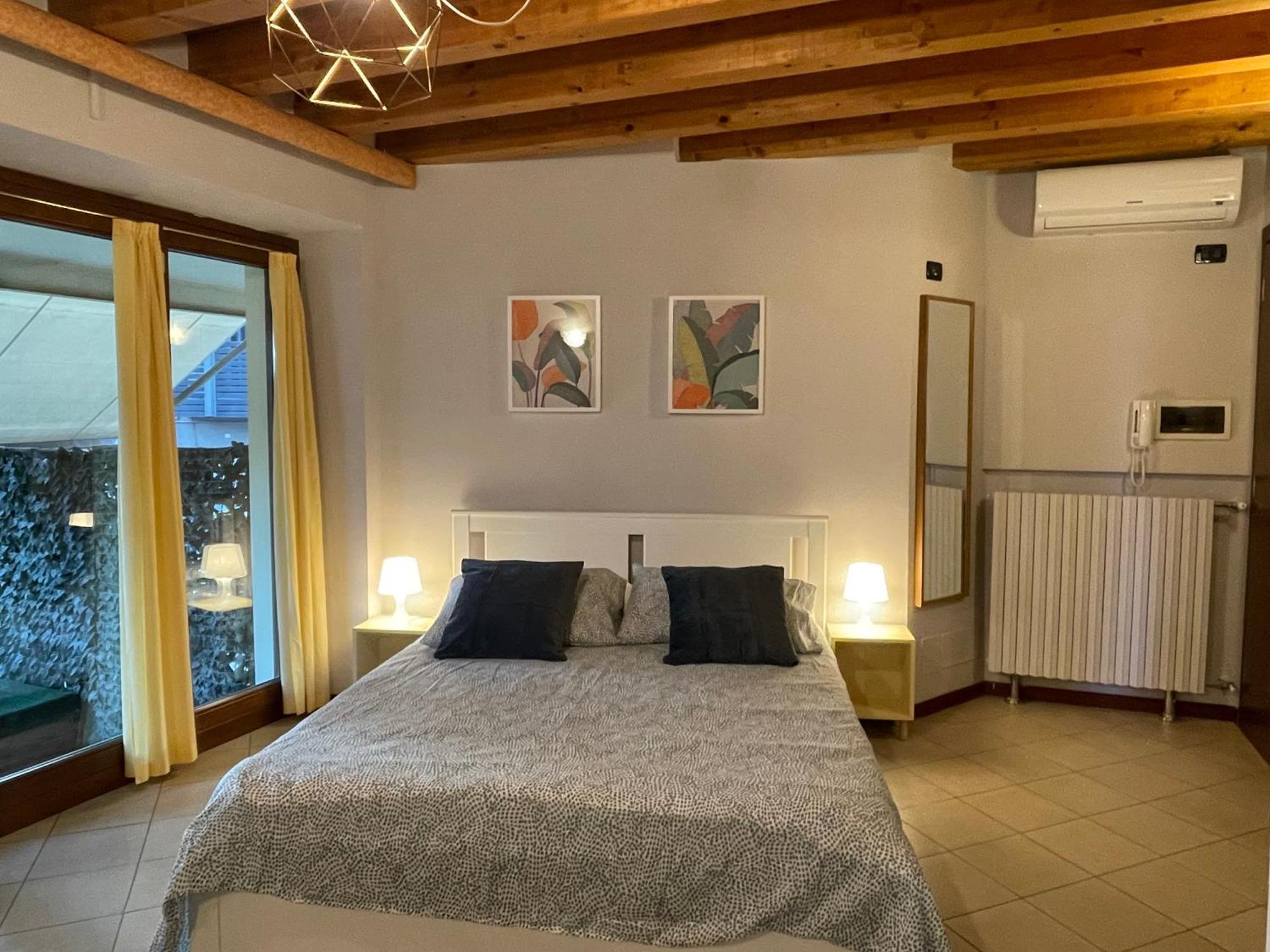 Villa Maria Apartments Moniga del Garda ภายนอก รูปภาพ