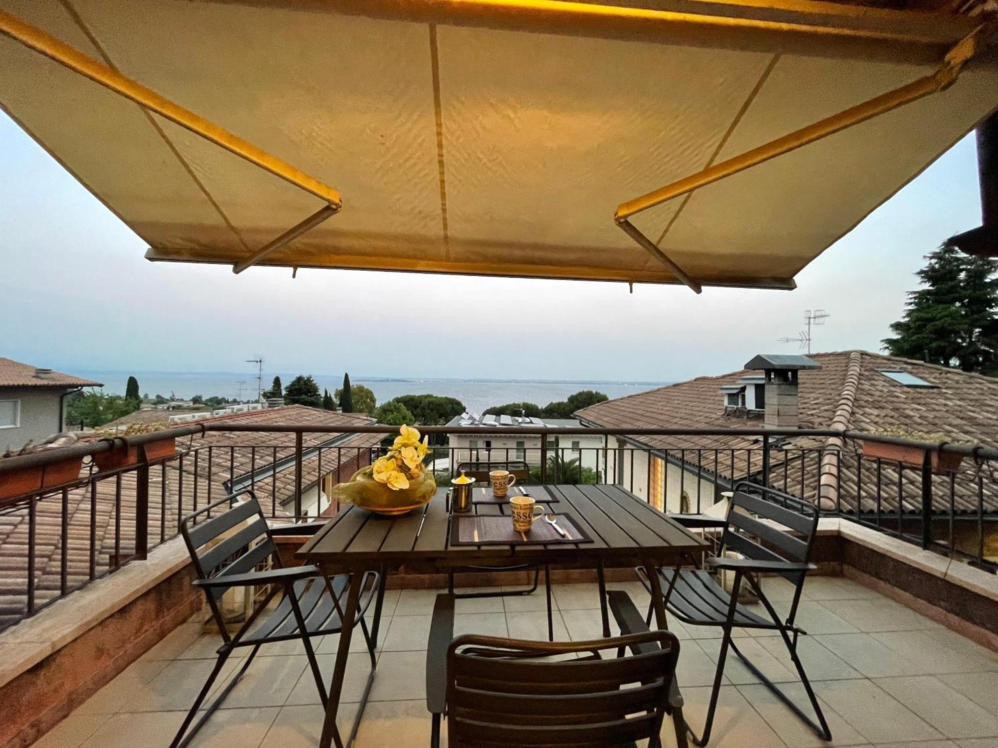 Villa Maria Apartments Moniga del Garda ภายนอก รูปภาพ